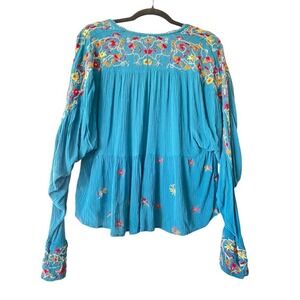 JW Style Turquoise Embroidered Boho Peasant Top Floral Long Button cuff Sleeve M